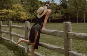 发抖音的情感句子｜能出现在草稿纸上的名字都意义非凡