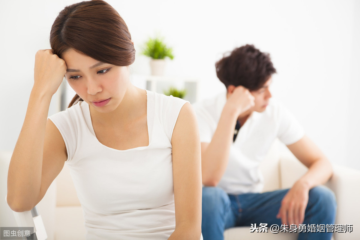 二婚女人要注意：离婚男人的心理弱点，4招甩掉前妻的纠缠方法