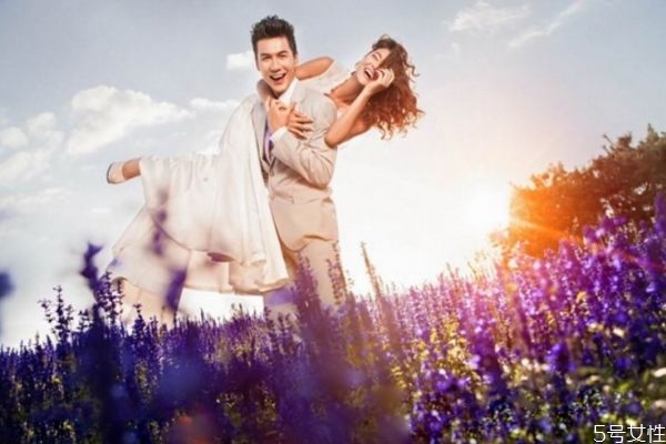 拍婚纱照前的准备工作有哪些 拍婚纱照之前需要准备什么