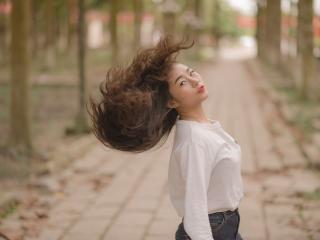 女强人在某个男人面前变温柔 对男人服帖的女人