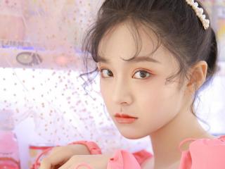 外表柔弱内心倔强的女孩 柔弱外表下隐藏着不服输的内心