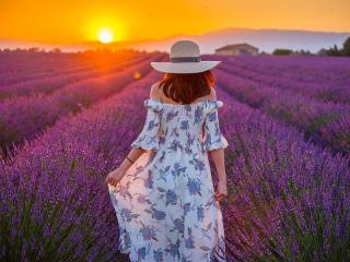 说不联系就不联系的女人 女人不主动联系你时