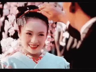 怎样让眼神变得冰冷 女人如何修炼眼神必杀技