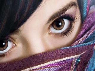 女生淡定直视男生眼睛 女生喜欢直视你的眼睛