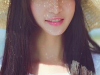 怎么逗女孩子开心聊天 怎么聊天才能让女孩开心