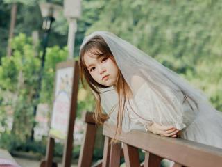 女生劈腿什么意思 女生劈腿时有什么表现