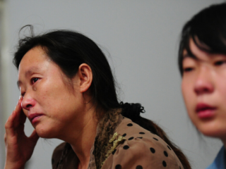 背叛老公想求他原谅，40岁女人狠心背叛丈夫