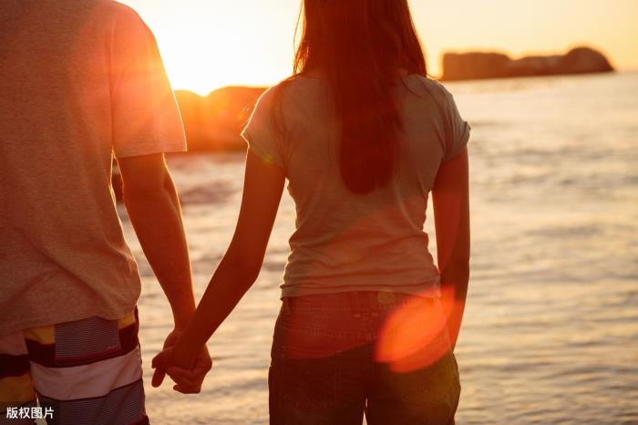 女朋友要分手怎么挽回她呢？