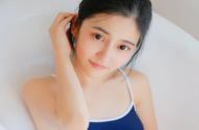 女生怎么搭讪喜欢的男生不尴尬，女生搭讪男生的套路