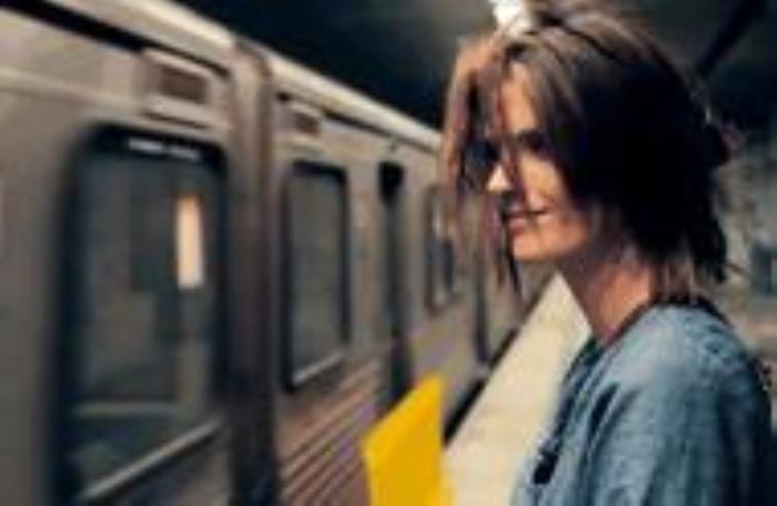 女朋友不发朋友圈公开什么心态，女朋友不把你公开在朋友圈