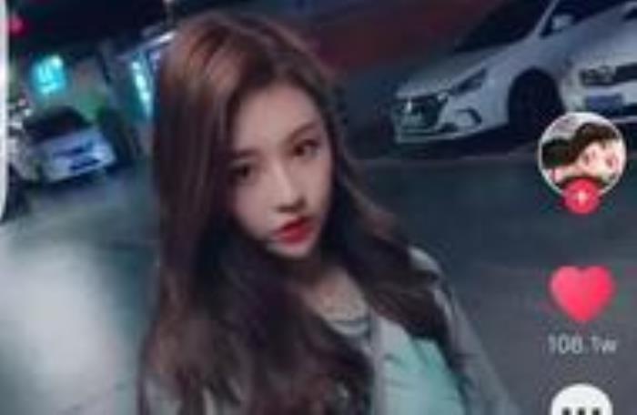 温婉的女生是什么样的，17岁新晋网红温婉