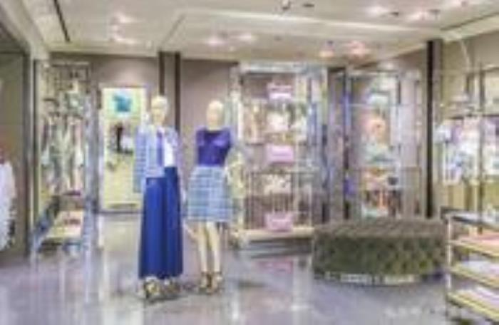 什么女人适合做老板娘，什么样的人适合开女装店