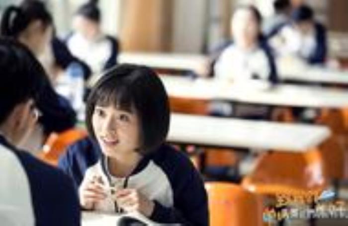 男生对你有好感的征兆（男生真正喜欢一个人的时候）