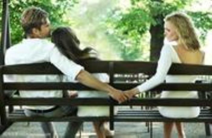 男人婚后出轨该不该原谅（千万不要原谅婚姻中出轨的男人）