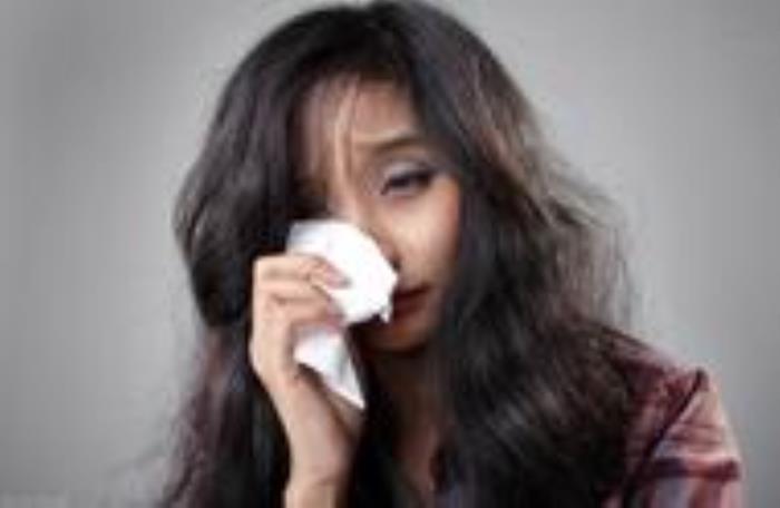 老公出轨怀孕了该要吗（亲眼目睹老公跟小三有了孩子）