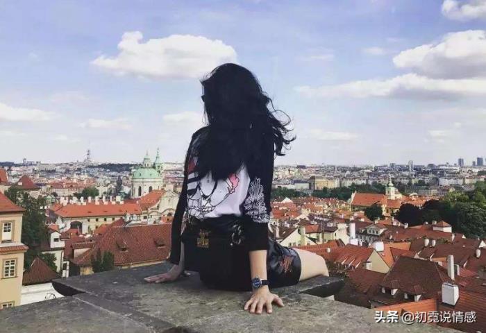 女友坦白恋爱史说明什么，说明她已经爱上你了