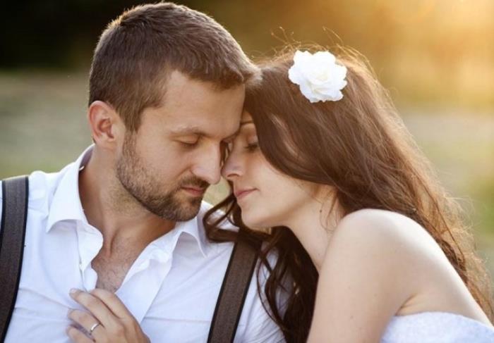 老男人比小鲜肉有什么优势，他们比小鲜肉强在哪里