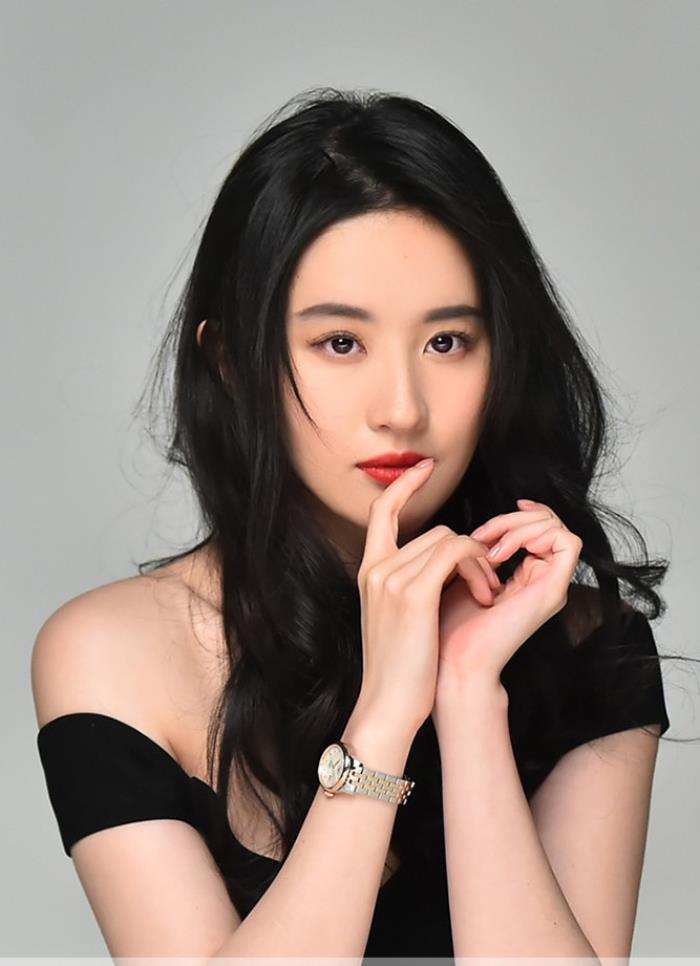 男生觉得你漂亮的表现（在男生眼中最为漂亮）