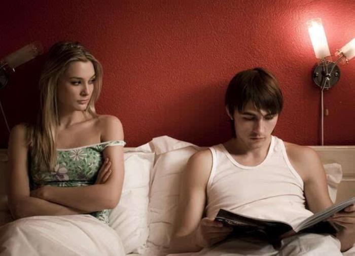 丈夫出轨怎样调节心理（妻子必须要克服这3种心理）