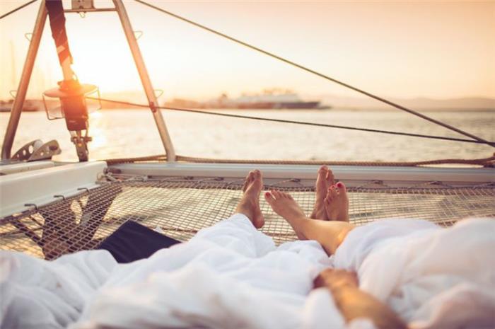 有钱的男人喜欢什么样的女人，大多都选择了这几种女人