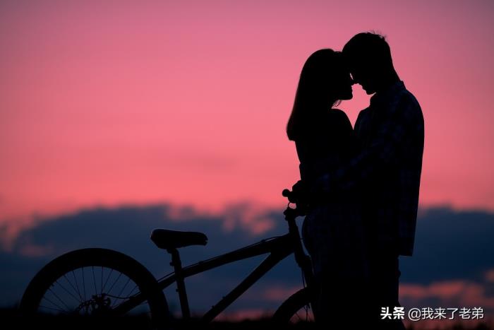 如何聪明的对付情敌，看看聪明人怎么做的