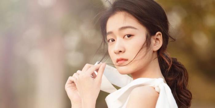 分手后在遇见前任是什么感觉，再次与前任相遇是一种什么感觉