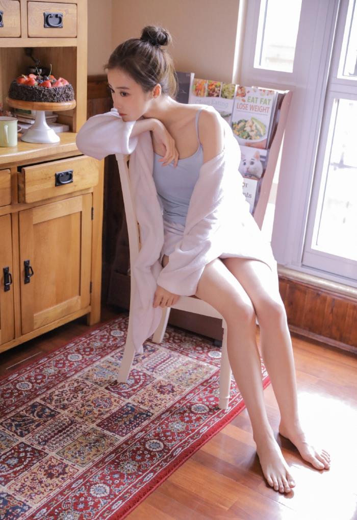 恋爱交往初期怎么聊天，怎么度过恋爱尴尬期