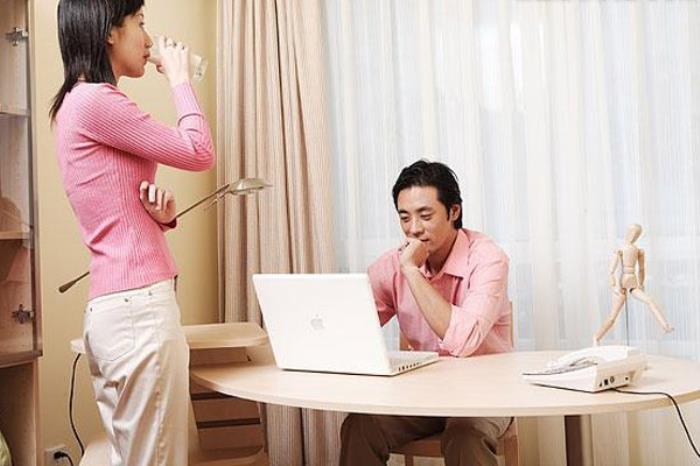 对付婚外情男人忽冷忽热绝招（对付男人忽冷忽热绝招）