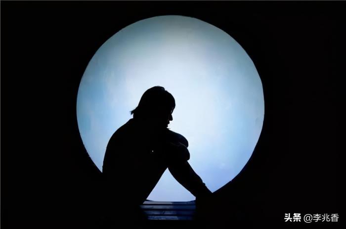 放弃一个人的朋友圈怎么发适合发朋友圈表述思念之情