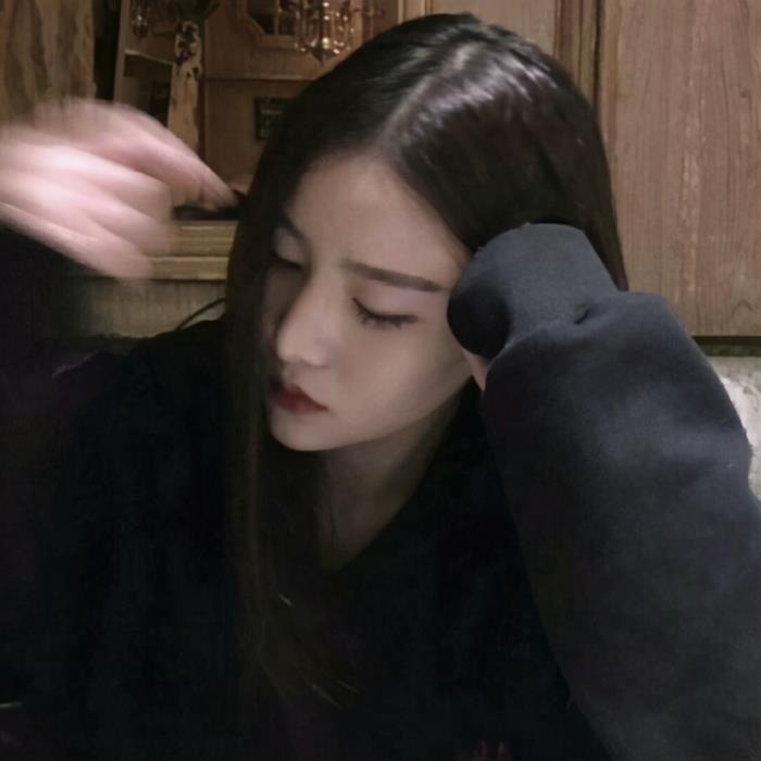 给女朋友暖心留言（天冷了关心女朋友的话怎么说）