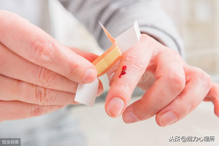 梦见别人流血，梦见别人流血怎么回事