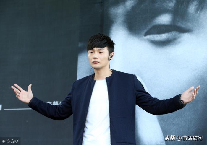 薛之谦歌词的经典句子（李荣浩最触动人心的20句歌词）