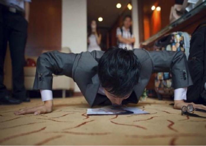 结婚堵门问题（结婚堵门游戏一般几个）