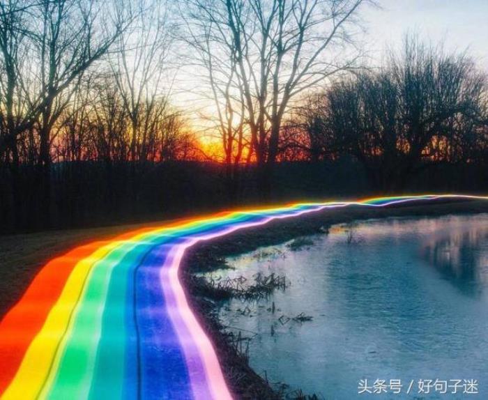 霸气说说别人必评论（微信朋友圈霸气说说）