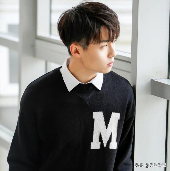 男生长头发发型试试这几款潮流发型