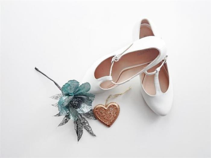 致闺蜜结婚的说说（好朋友结婚怎么发朋友圈说说）