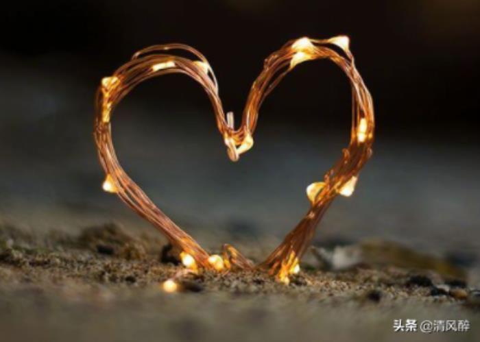 心累发朋友圈（特别心累的句子发朋友圈）