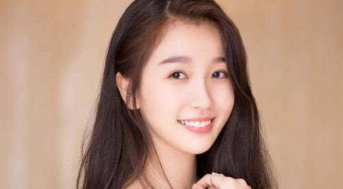 怎么幽默问别人名字，女生问你名字幽默回答