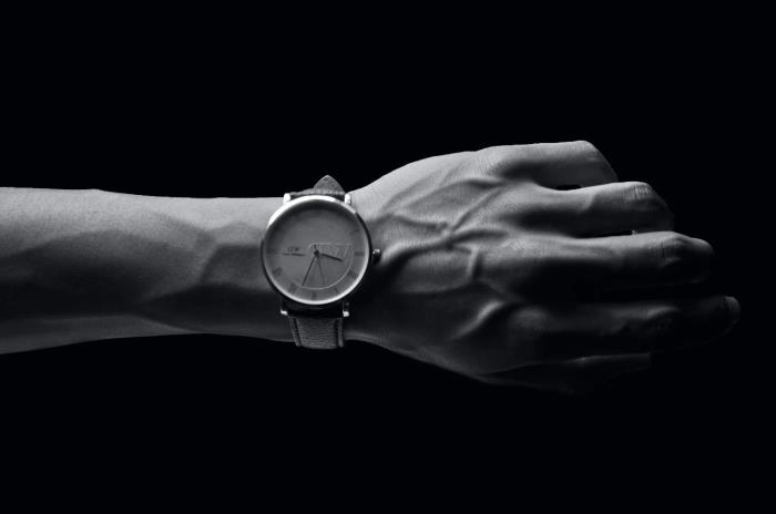 原则和底线有什么区别（日常说的原则和底线）