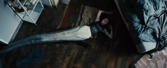 下水道的美人鱼简介这部美人鱼电影太重口