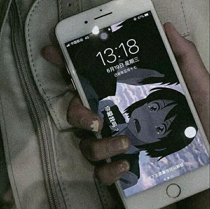 网图伤感伤感图片我在所有人笑的时候