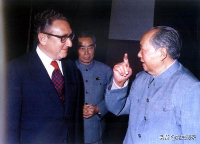 我是好人也是个坏人（让全世界人民去评论我究竟是好人）