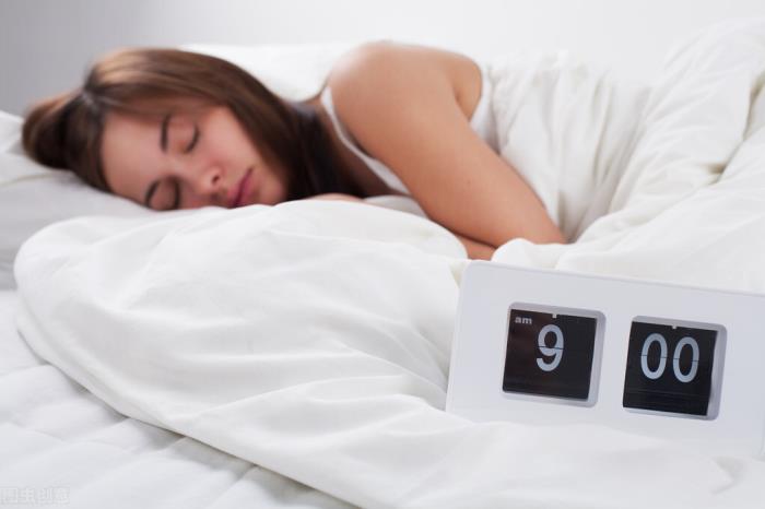 为什么睡觉老是做梦（为什么睡觉时不停地做梦）