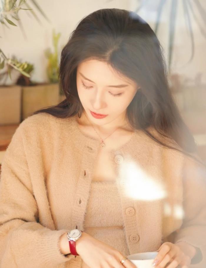 如何美白脸部皮肤（掌握好这几个美白小技巧）