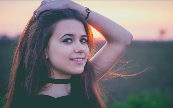 女人梦见苹果，一个女人早上给你发信息