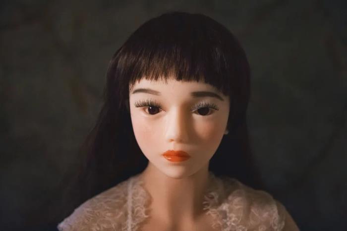 情趣体验师工作视频，中国第一个硅胶娃娃体验馆