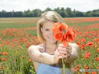 微笑是（微笑是人生最好的名片）