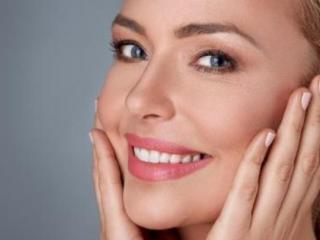 面部玻尿酸除皱需要多少钱（面部填充玻尿酸价格大揭秘）