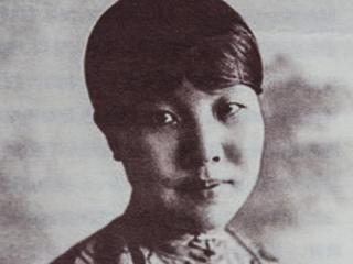 生动形象的句子（冰心很生动形象的语录）