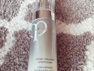 美白淡斑哪个牌子好用（公认好用的5款美白精华）